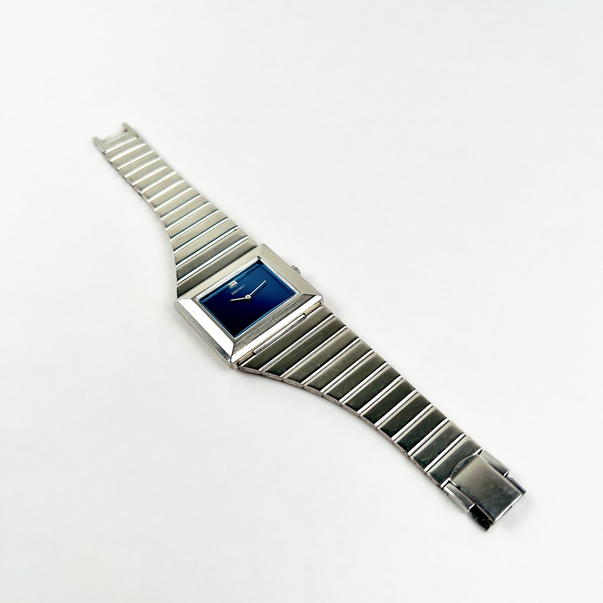 MONTRE SEIKO ASYMÉTRIQUE 11-4230 CA. 1975 – Image 9