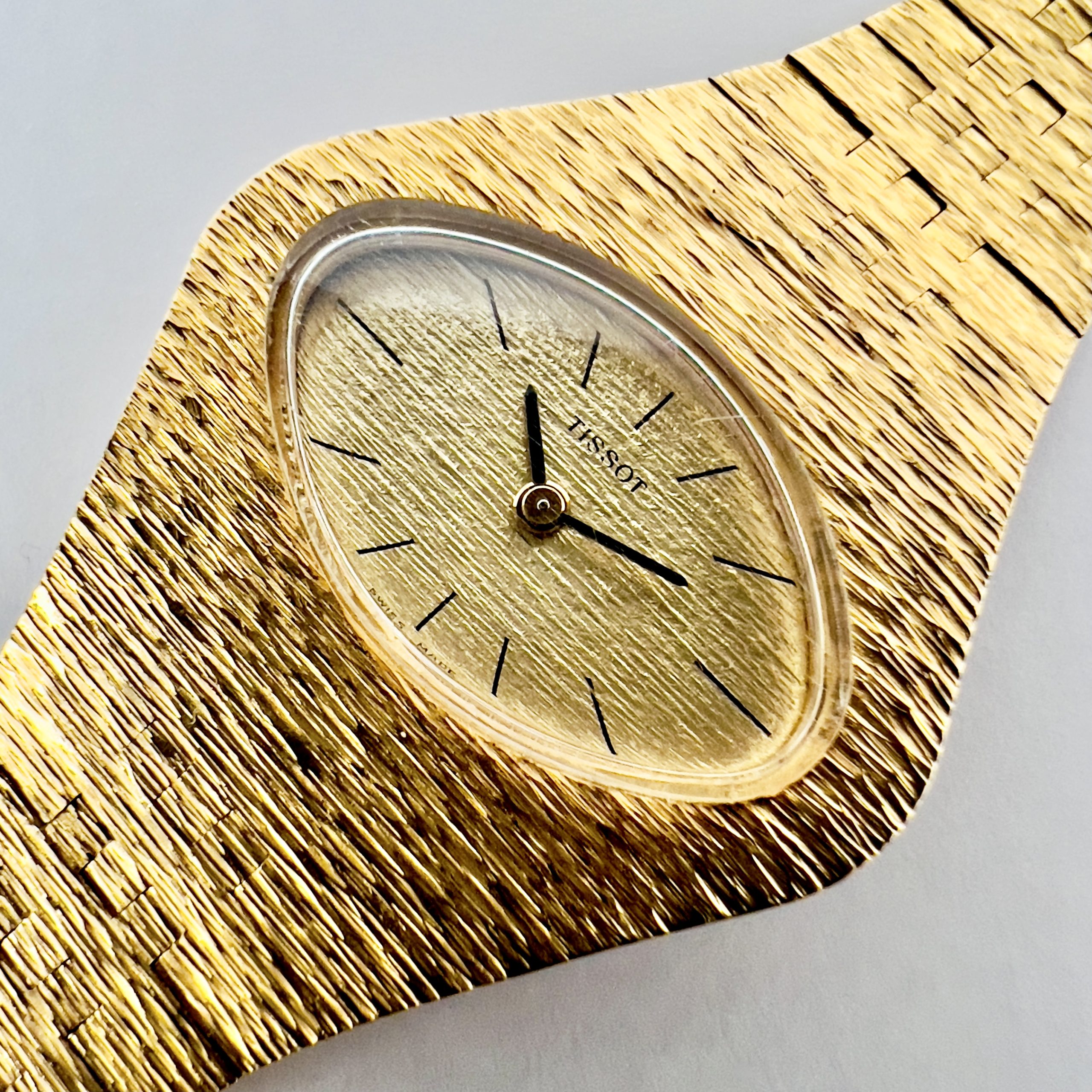MONTRE TISSOT "GOLD BARK" CA. 1970 – Image 5